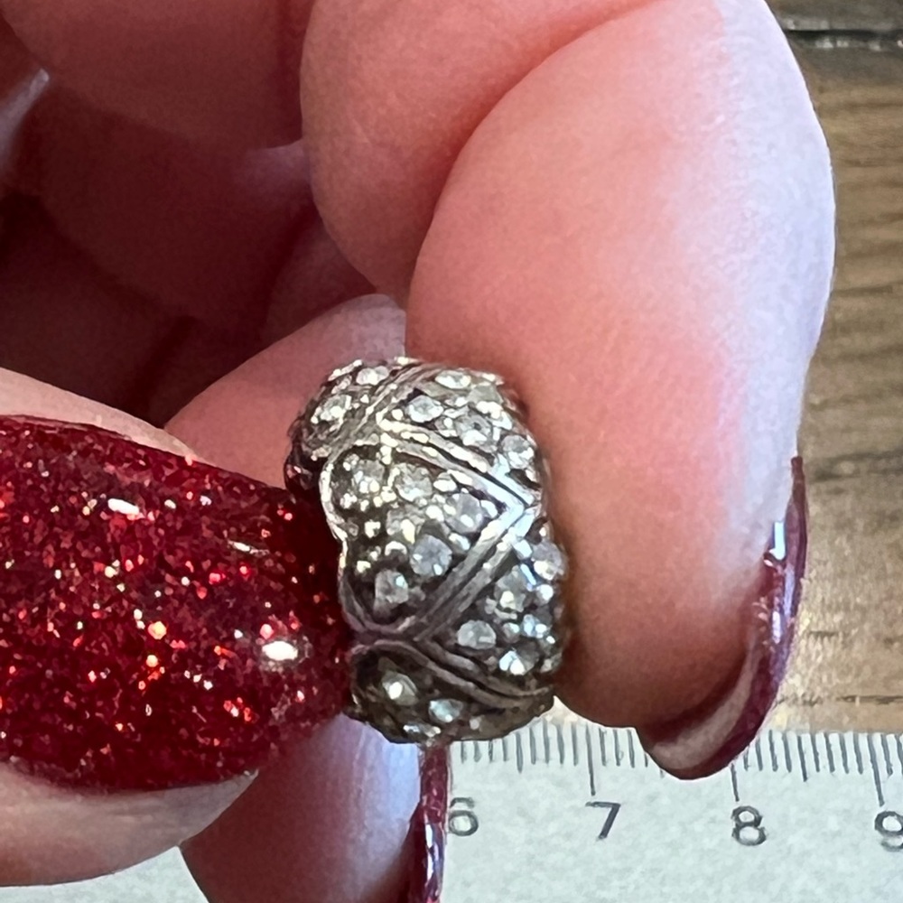 Brighton crystal spacer
